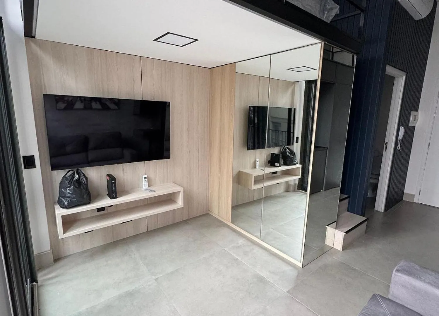 Y_207 | Studio Exclusivo Na Rua Oscar Freire Novo Sao Paulo Apartment